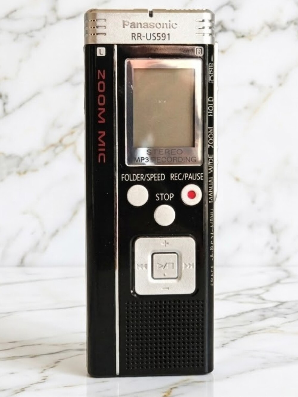 Panasonic RR-US591 4GB Digital Voice IC Recorder | Box & Cord Included